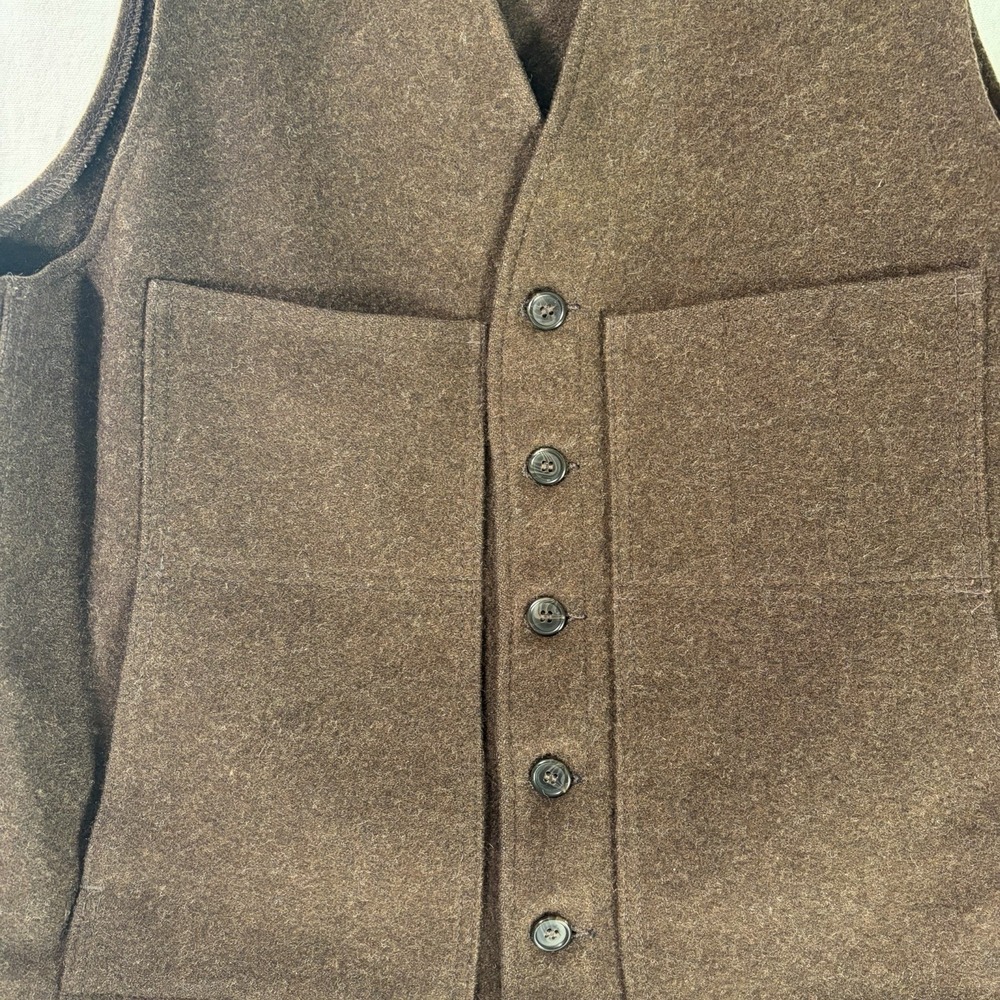 Filson Mackinaw 100% Virgin Wool Vest Mens Size 46 Brown Hunting USA Heritage - Picture 3 of 5